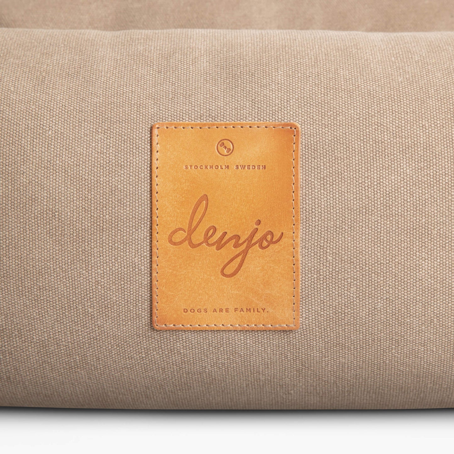 Denjo Dogs - Classic nest, Sand Beige med læderdetaljer