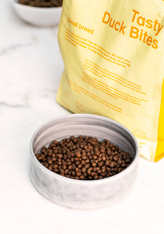 100% naturligt foder med velsmagende and (små kibbles)