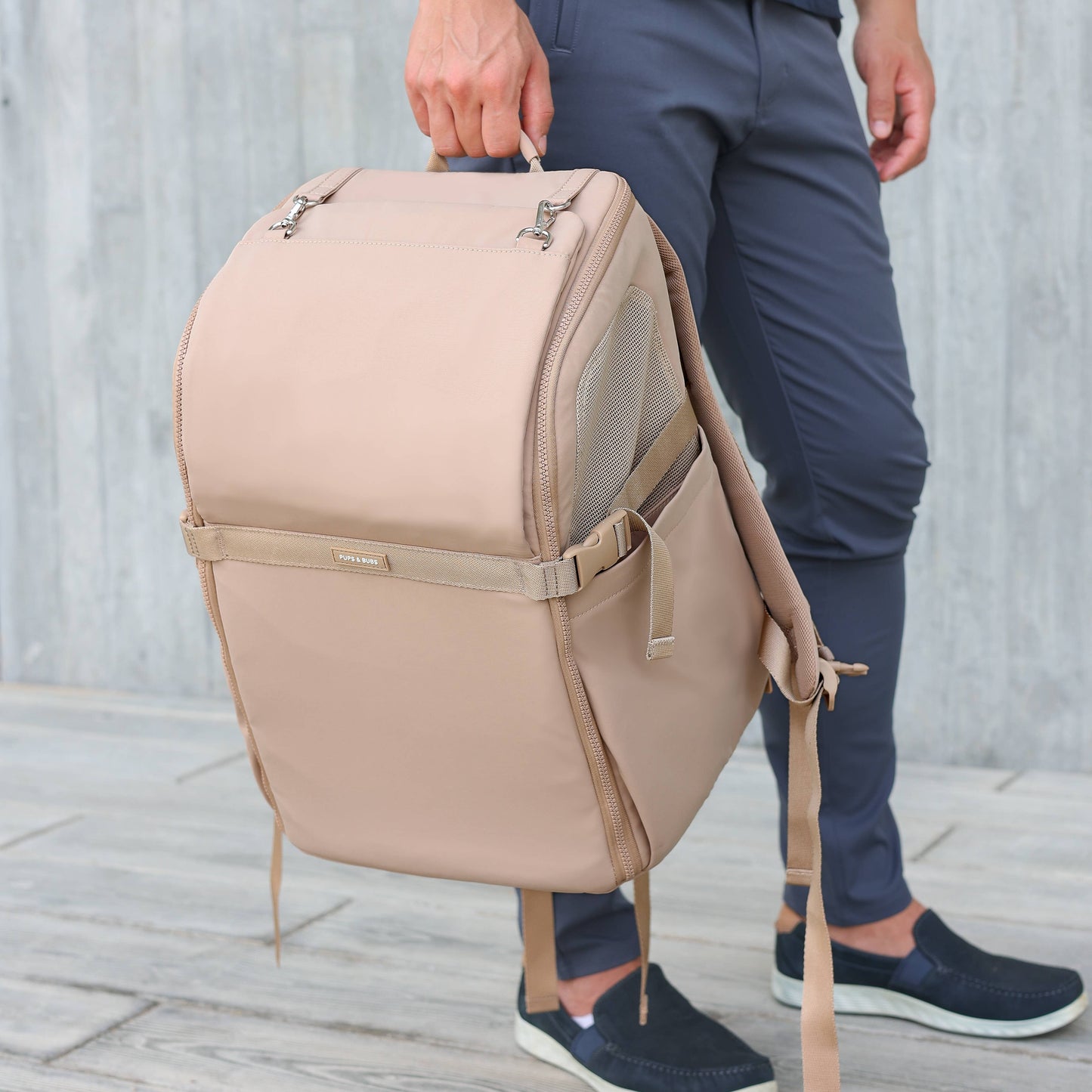 Traveler Pet Carrier Backpack - hunderygsæk