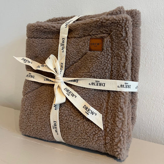 Blødt hundetæppe i teddy fleece, brun