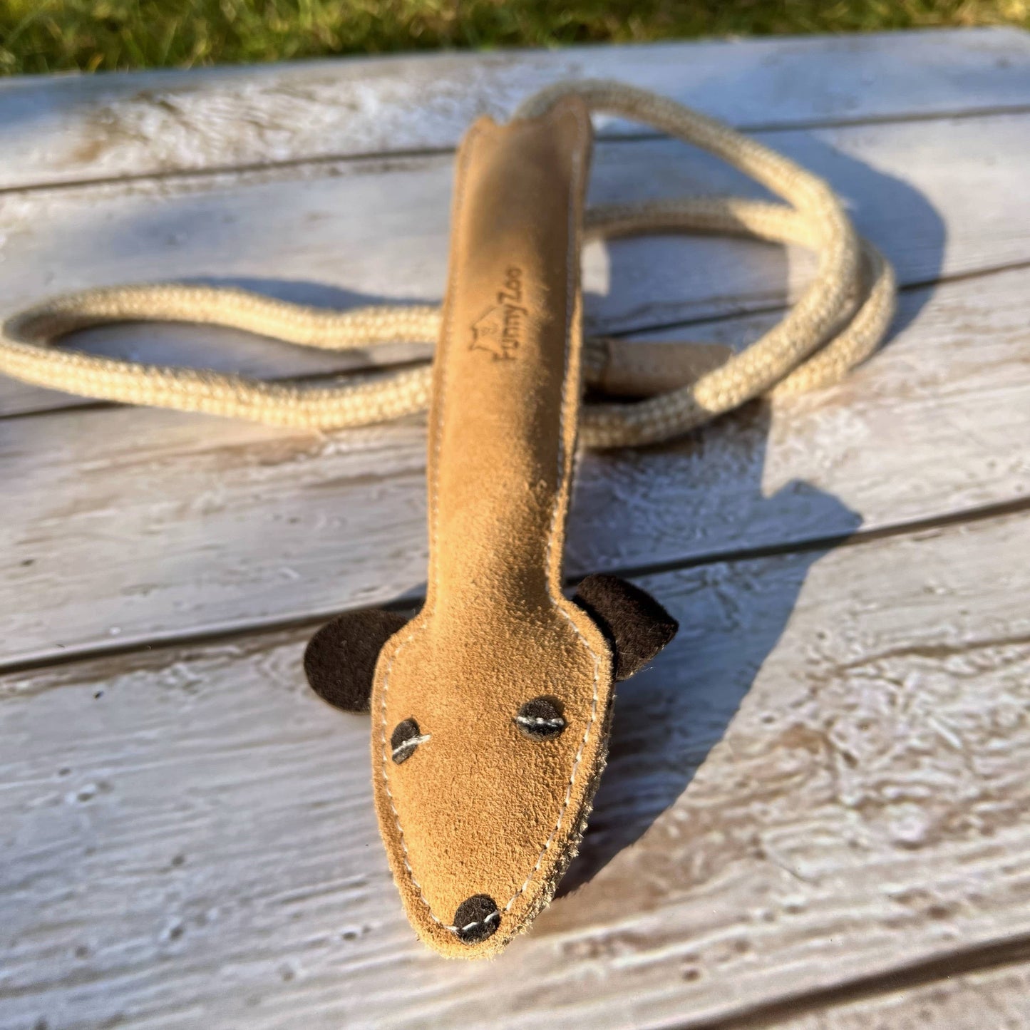 Naturligt legetøj - Mus i ruskind med reb 🐭